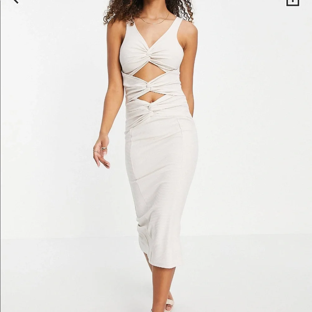 ASOS cream cut out midi dress - Picture 2 of 5
